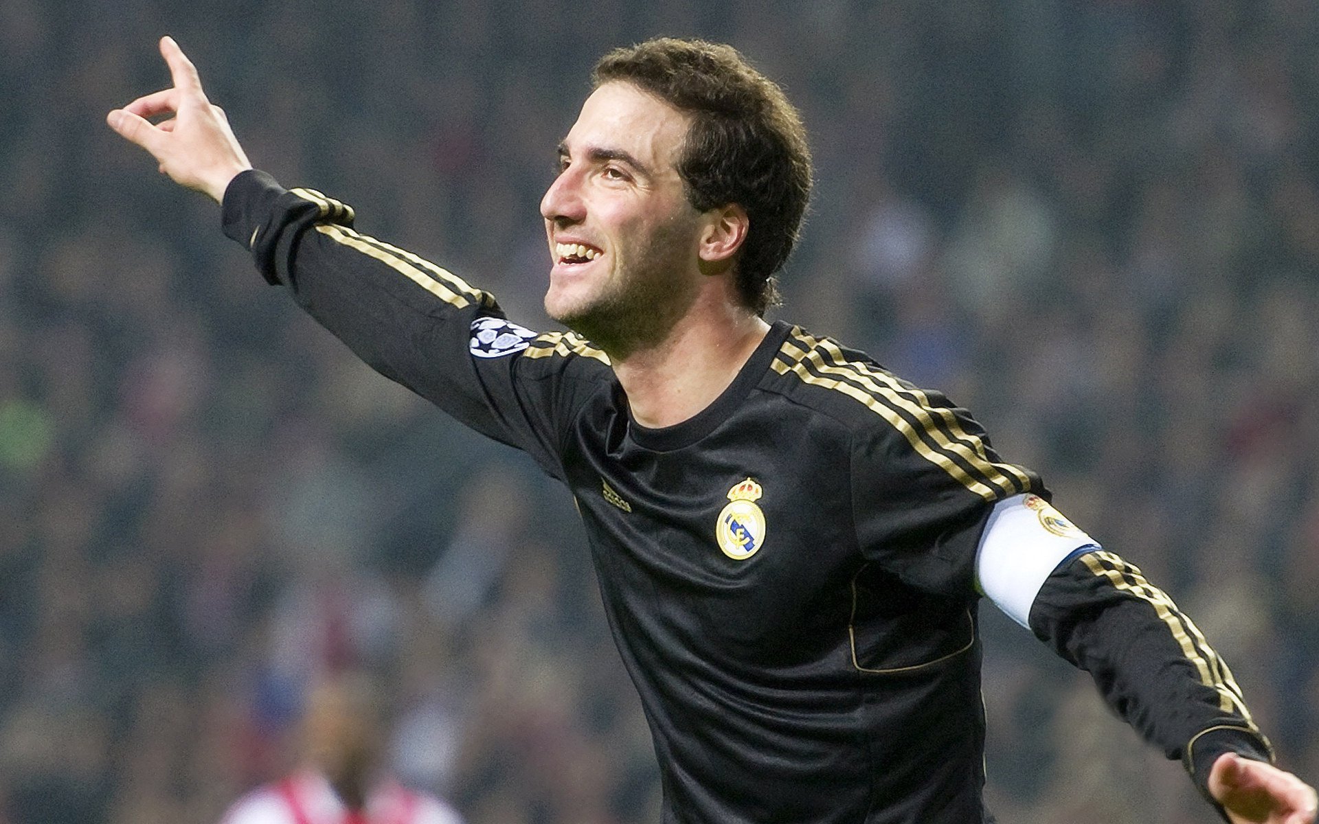 法甲主场迎战高潮迭起,精彩瞬间层出不穷,法甲集锦